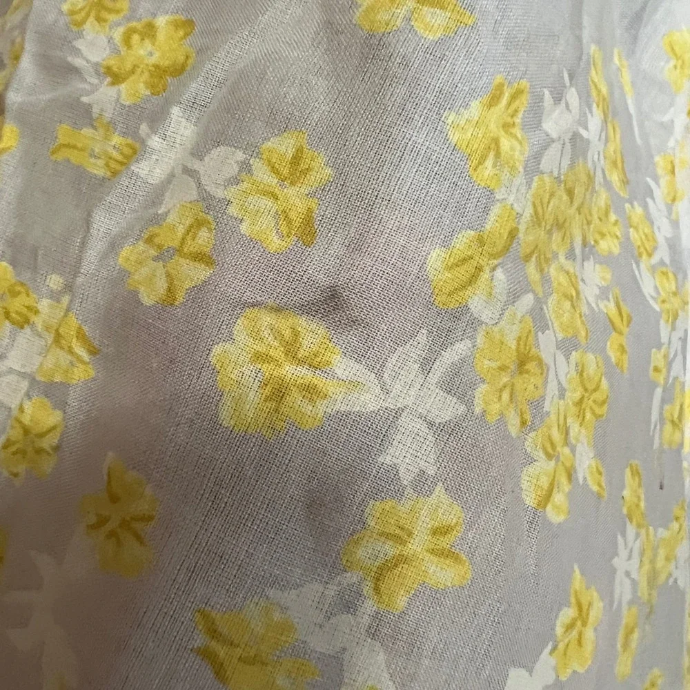Vintage Apron Lot of 2 Yellow Floral Red Flora 50s 60s Kitsch Retro Pin Up